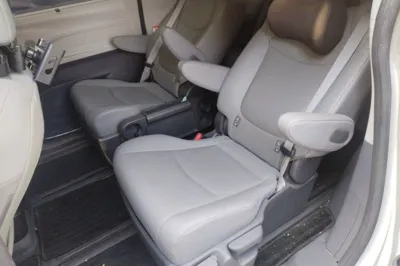 Toyota Granvia 2023, 40000 км, за 29942 USD - фото 17