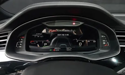 Audi Q8 2021, 49932 км, за 48903.77 USD - фото 8