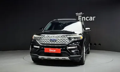 Ford Explorer 2021, 73081 км, за 20192.06 USD