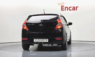 Hyundai Accent 2012, 148089 км, за 2494.42 USD