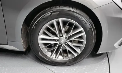 Hyundai Grandeur 2017, 128805 км, за 8145.03 USD