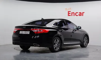 Hyundai Grandeur 2014, 131466 км, за 3435.74 USD