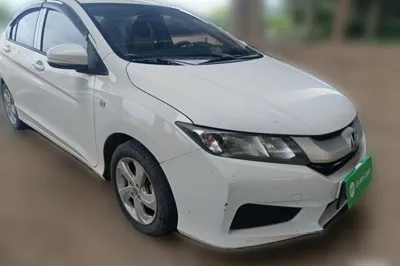 Honda City 2017, 88900 км, за 5727 USD