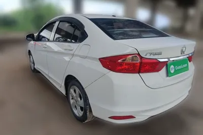 Honda City 2017, 88900 км, за 5727 USD