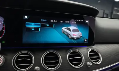 Mercedes-Benz E-Class 2022, 42769 км, за 21498.38 USD - фото 15
