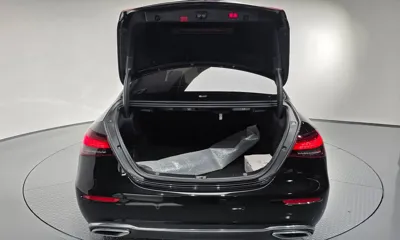 Mercedes-Benz E-Class 2022, 42769 км, за 21498.38 USD - фото 35