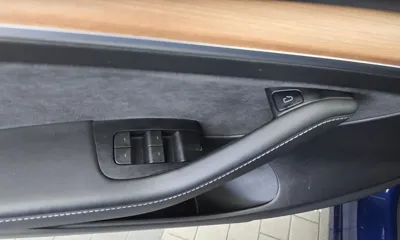 Tesla Model 3 2021, 60491 км, за 19478.84 USD - фото 27
