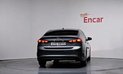 Hyundai Avante 2017, 51913 км, за 6342.91 USD