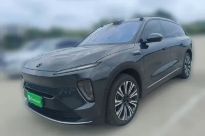 Nio ES8 · 2023 год