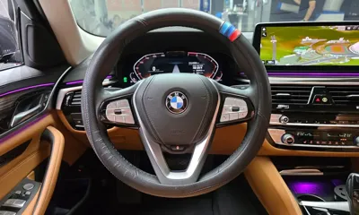 BMW 5-Series 2023, 43550 км, за 23376.95 USD - фото 13