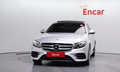 Mercedes-Benz E-Class 2017, 69087 км, за 16938.12 USD