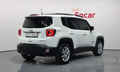 Jeep Renegade 2021, 83823 км, за 9055.38 USD