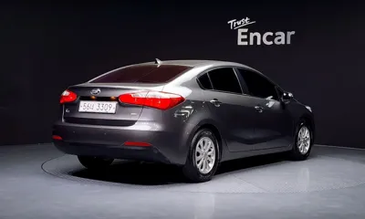 Kia K3 2013, 102966 км, за 2693.12 USD