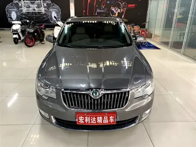 Skoda Superb · 2010 год