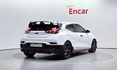 Hyundai Veloster 2021, 29309 км, за 18314.3 USD