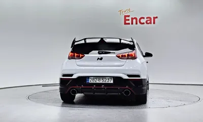 Hyundai Veloster 2021, 29309 км, за 18314.3 USD