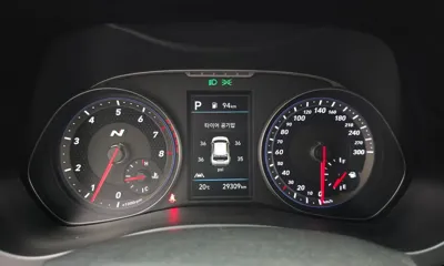 Hyundai Veloster 2021, 29309 км, за 18167.6 USD - фото 8