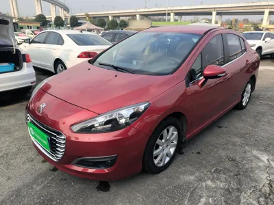 Peugeot 308 · 2014 год