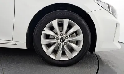 Kia K5 2016, 82134 км, за 6408.99 USD