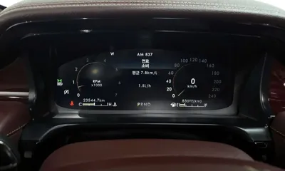Lincoln Aviator 2023, 23544 км, за 41563.54 USD - фото 8