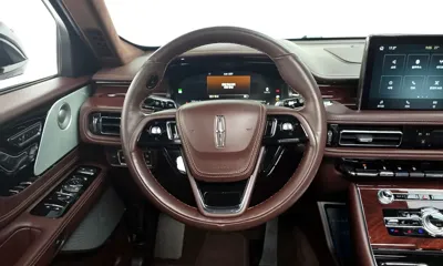 Lincoln Aviator 2023, 23544 км, за 41563.54 USD - фото 12