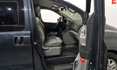 Hyundai Starex 2016, 124347 км, за 5853.72 USD - фото 11