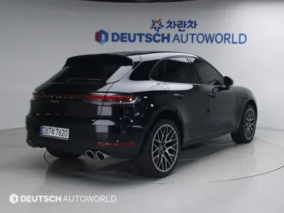 Porsche Macan 2021, 102386 км, за 30458.19 USD