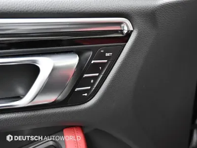 Porsche Macan 2021, 102386 км, за 30458.19 USD - фото 17
