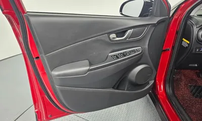 Hyundai Kona 2019, 118961 км, за 7417.62 USD - фото 24
