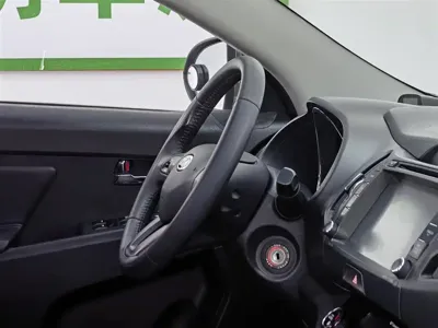 Kia Sportage 2013, 67200 км, за 2471.33 USD - фото 22