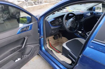 Volkswagen Polo 2021, 46900 км, за 9273 USD - фото 13