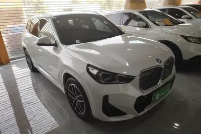 BMW iX1 2023, 35900 км, за 20728 USD
