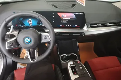 BMW iX1 2023, 35900 км, за 20728 USD - фото 12