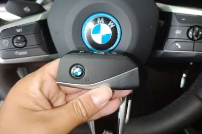 BMW iX1 2023, 35900 км, за 20728 USD - фото 23