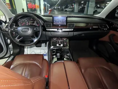 Audi A8 2015, 181576 км, за 11125.82 USD - фото 10