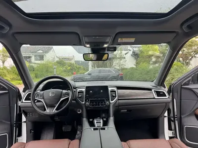 Honda UR-V 2017, 98000 км, за 13066.26 USD
