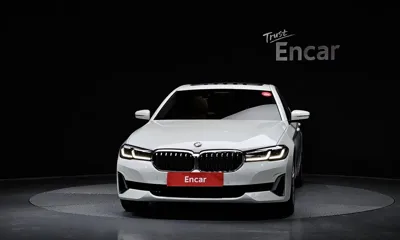 BMW 5-Series 2021, 56024 км, за 24303.72 USD