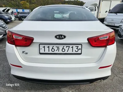 Kia K5 2015, 173473 км, за 2816.07 USD