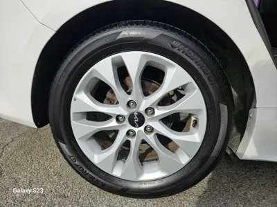 Kia K5 2015, 173473 км, за 2816.07 USD