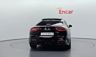 Kia Stinger 2020, 101645 км, за 12137.32 USD