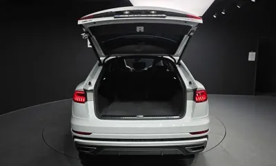 Audi Q8 2022, 69698 км, за 47571.85 USD - фото 20