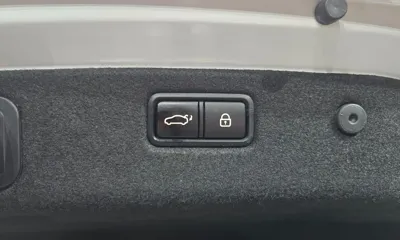 Genesis G70 2020, 108057 км, за 11487.46 USD - фото 20