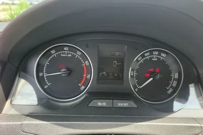 Skoda Rapid Spaceback 2016, 64800 км, за 6465 USD - фото 12