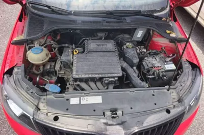 Skoda Rapid Spaceback 2016, 64800 км, за 6465 USD - фото 25