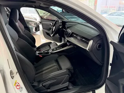 Audi A3 2022, 17000 км, за 21727.42 USD - фото 9