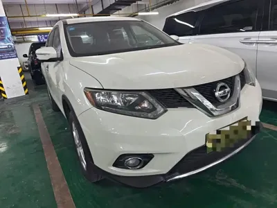 Nissan X-Trail 2015, 100700 км, за 6121.13 USD