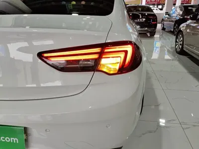 Buick Regal 2018, 123200 км, за 6716.17 USD - фото 8