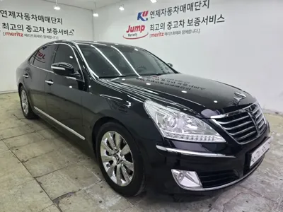Hyundai Equus 2012, 141232 км, за 3581.43 USD