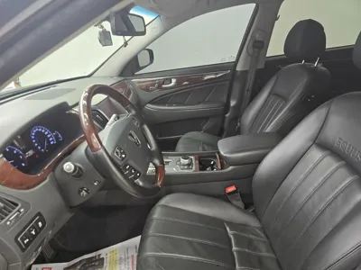 Hyundai Equus 2012, 141232 км, за 3559.18 USD - фото 13