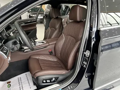 BMW 7 Series 2022, 52500 км, за 61038.24 USD - фото 8